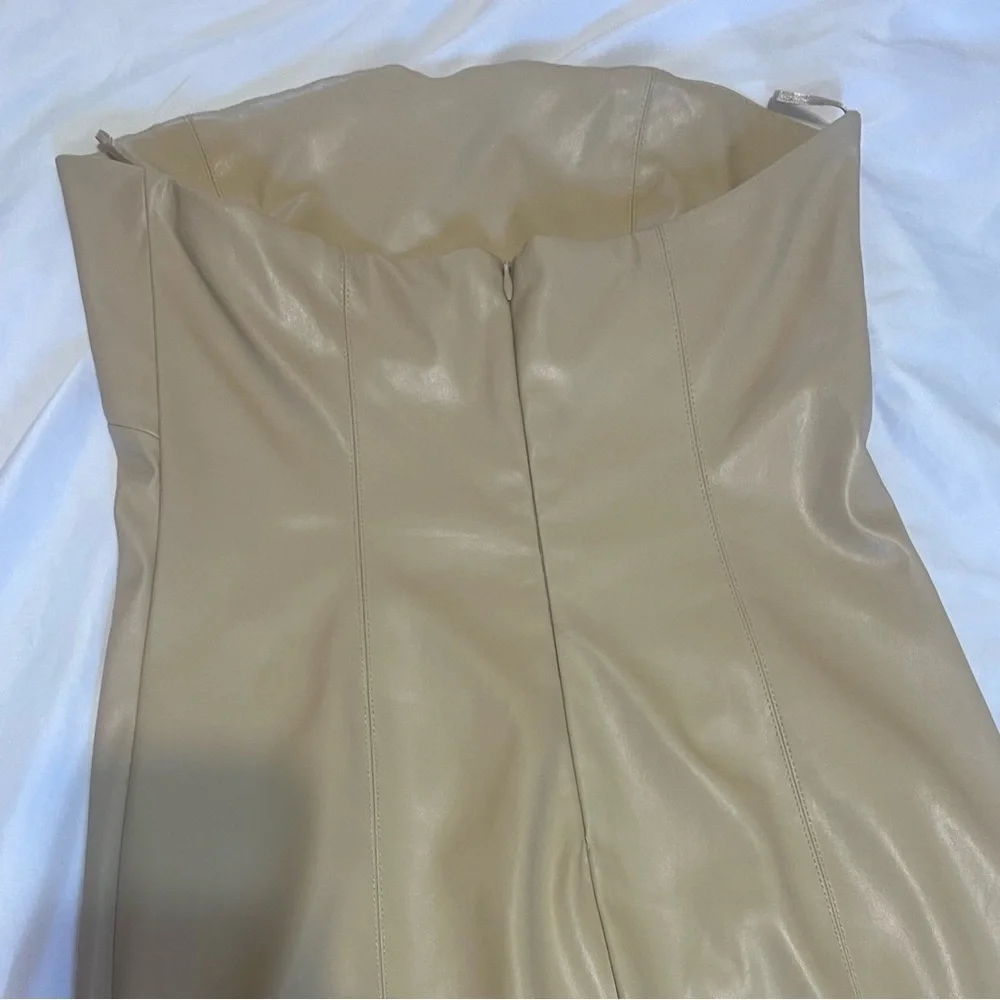 ZARA Faux Leather Strapless Midi Dress Tan Cream Size Med. NWT - Picture 10 of 13
